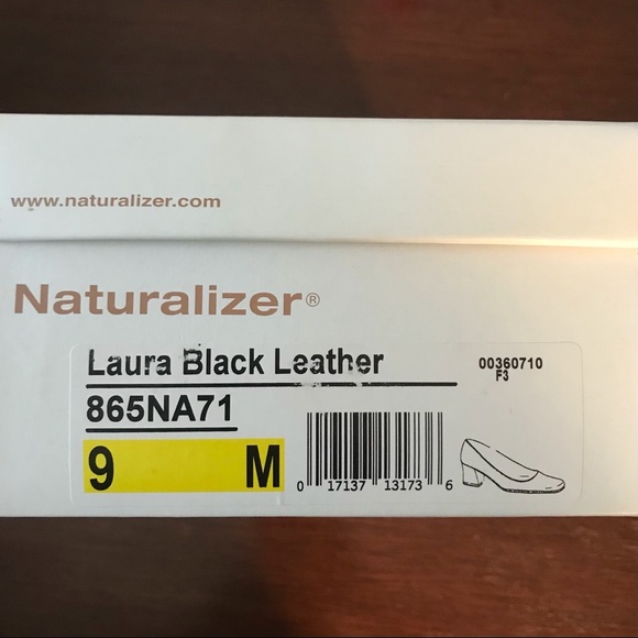 New in Box Black Leather Naturalizer Pumps Size 9M - Picture 7 of 7